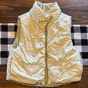 Vine and valley reversible medium Checkered Puffer Vest